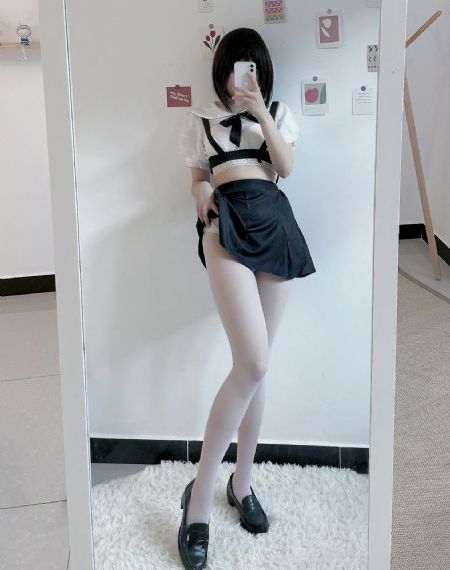 老师揉捏爆乳巨胸挤奶视频_720手机免费观看完整
